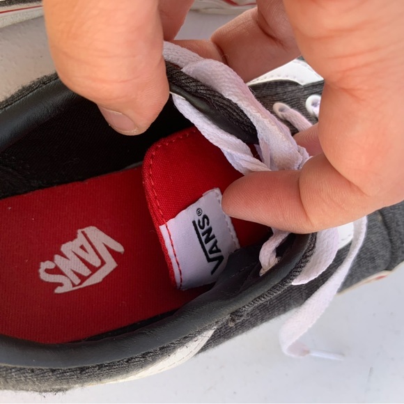 Kids Vans Grey and White Sneakers size 4.5 Unisex - Picture 5 of 6